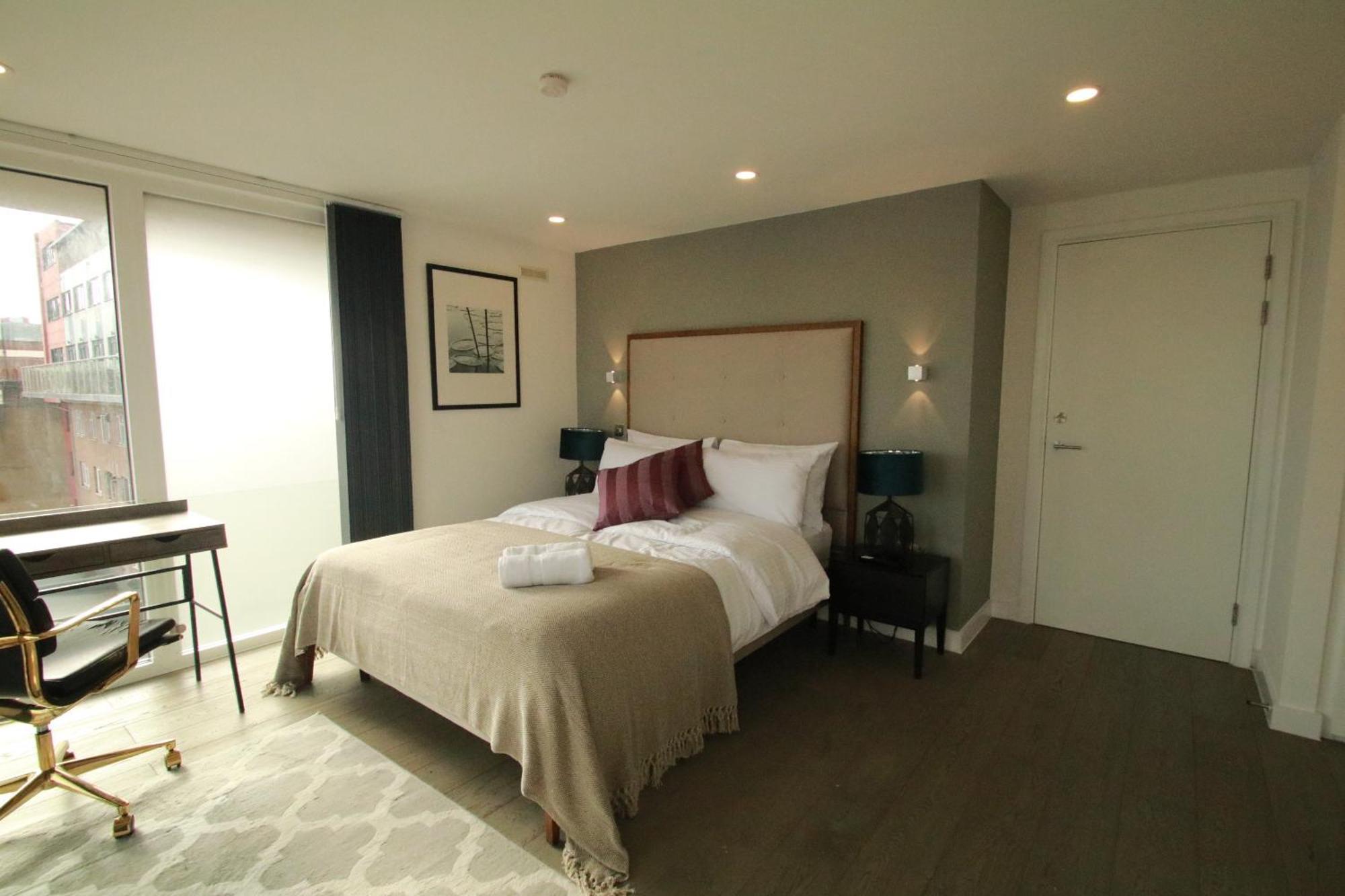 Ft5 Penthouse Rooms لندن الغرفة الصورة